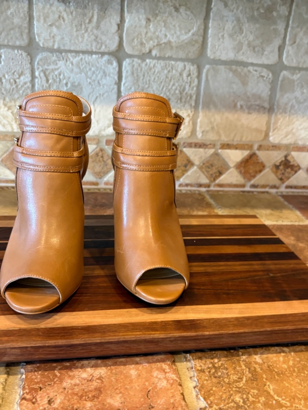 Micheal Kors Heels